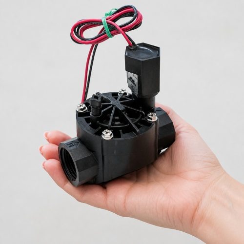 Rain Bird 100HV Serisi 9V latching solenoid vana elde kullanım görünümü